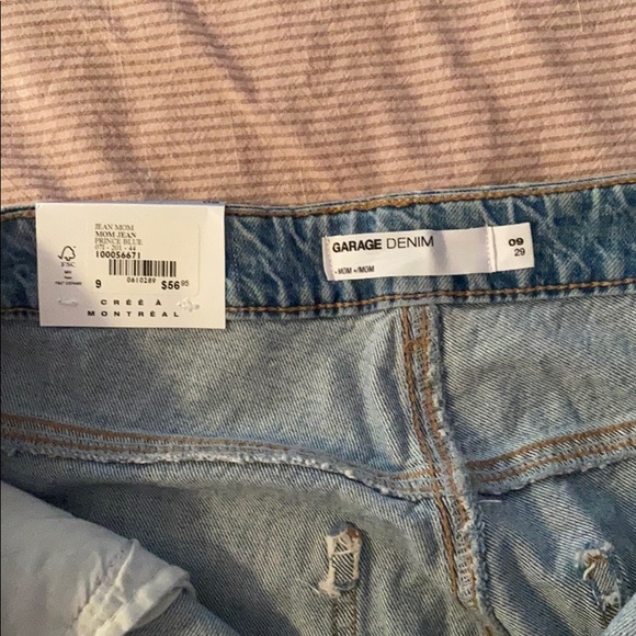 Garage Mom Jeans - Picture 4 of 4